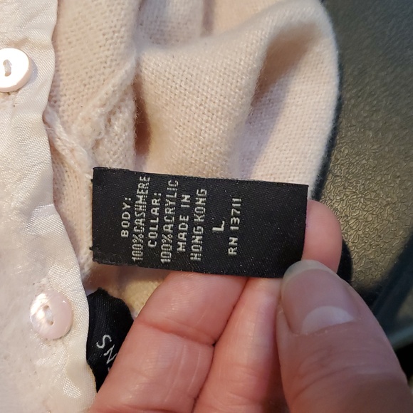 Valerie Stevens Cashmere removable faux fur collar - Picture 6 of 7